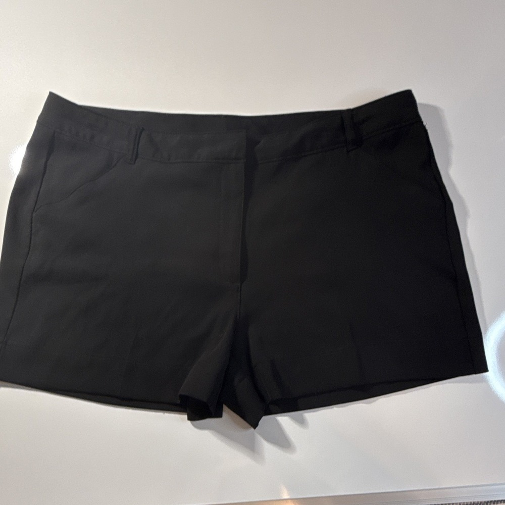 Nicole by Nicole Miller Black Chino Shorts Flat Front Solid Sz‎ 12 MPN 728842
